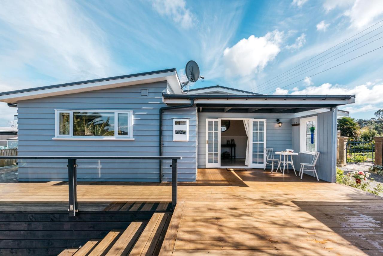 Pohutukawa Cottage, Waiheke Island Surfdale Екстериор снимка