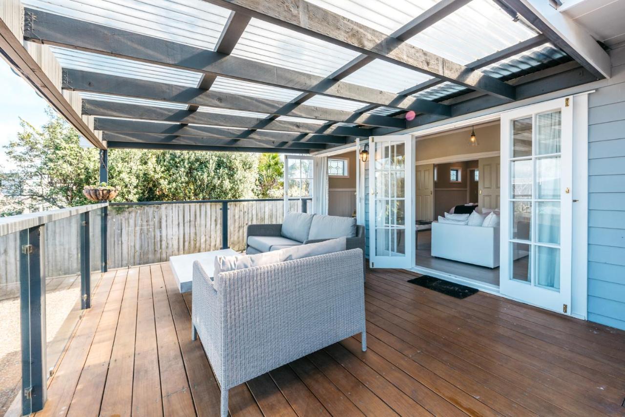 Pohutukawa Cottage, Waiheke Island Surfdale Екстериор снимка