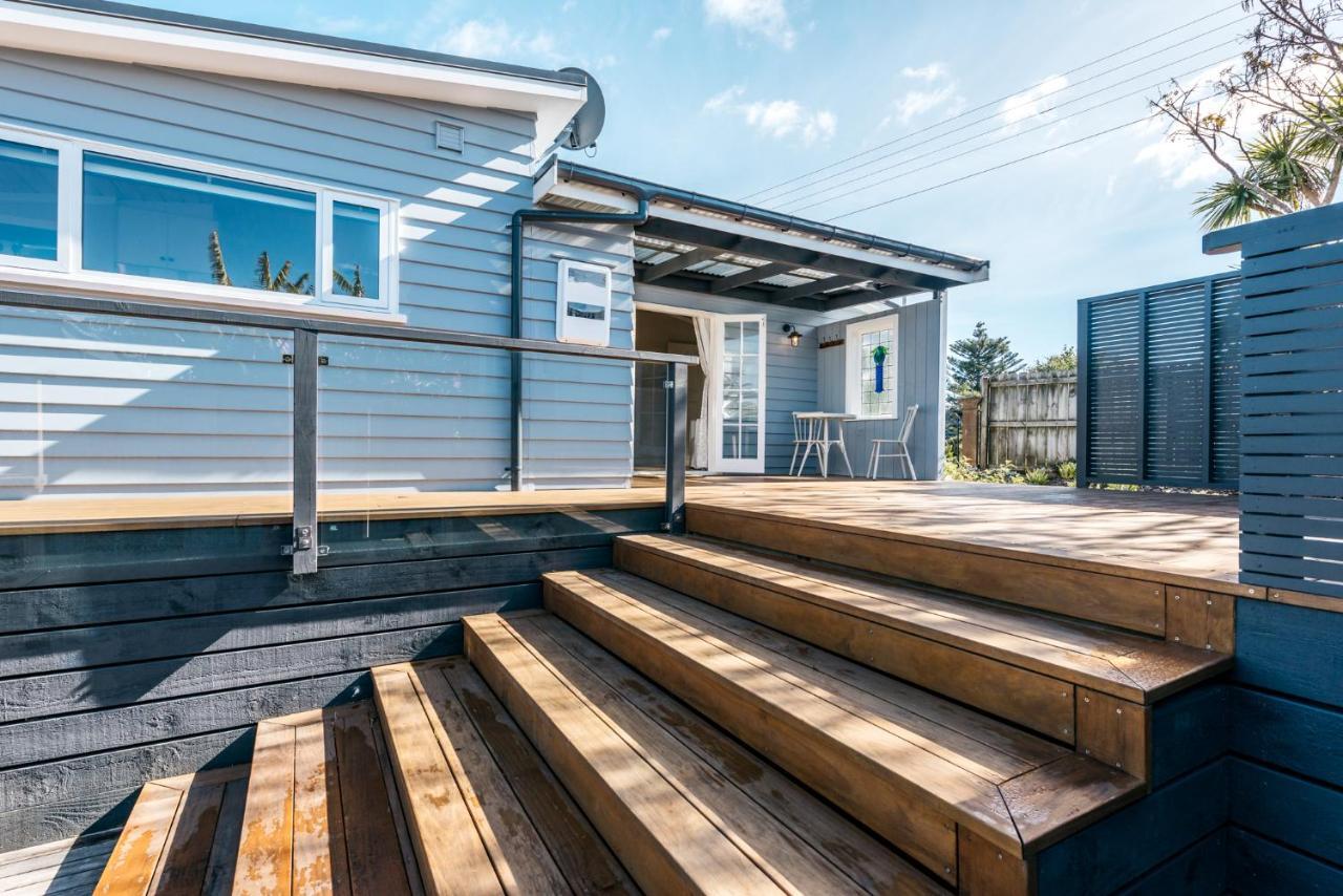 Pohutukawa Cottage, Waiheke Island Surfdale Екстериор снимка